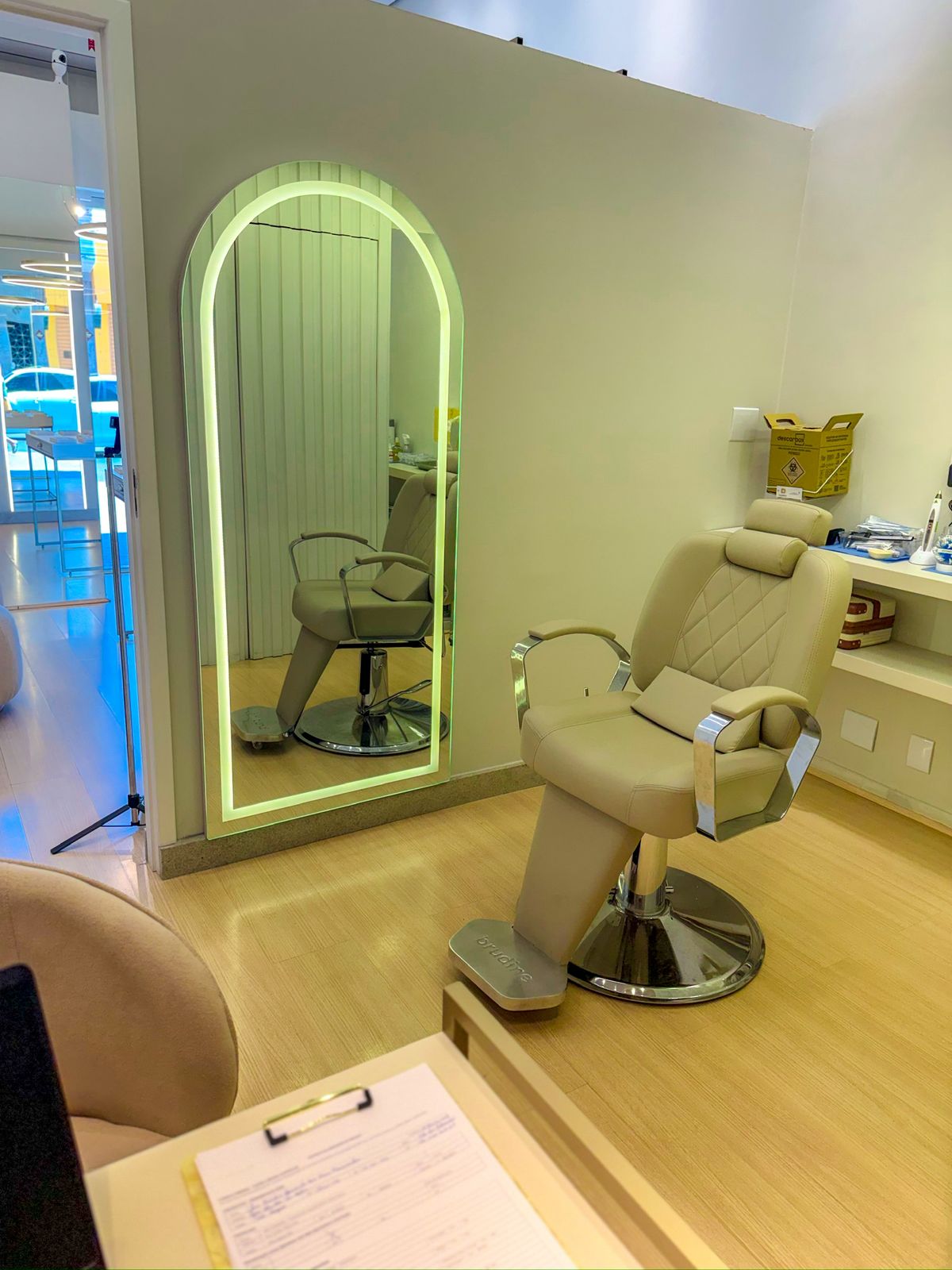 Espaço de atendimento da Ame Piercing