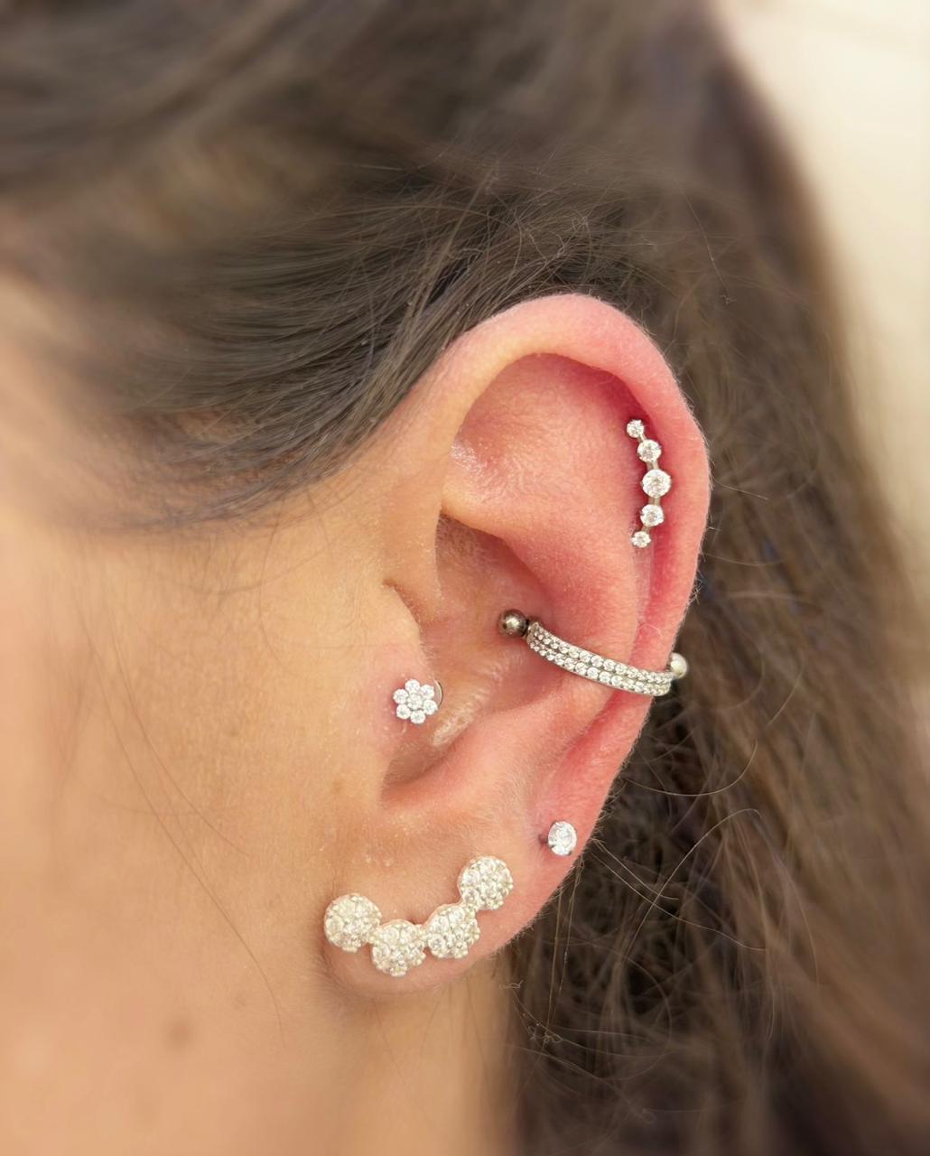 Semi-joias premium na Ame Piercing — brincos, colares, pulseiras e anéis em Sete Lagoas
